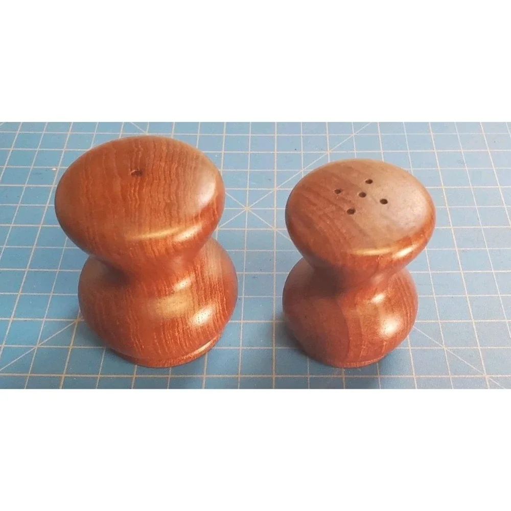 Vintage Hand Turned Polished Wood Salt and Pepper Shaker Set 2.5